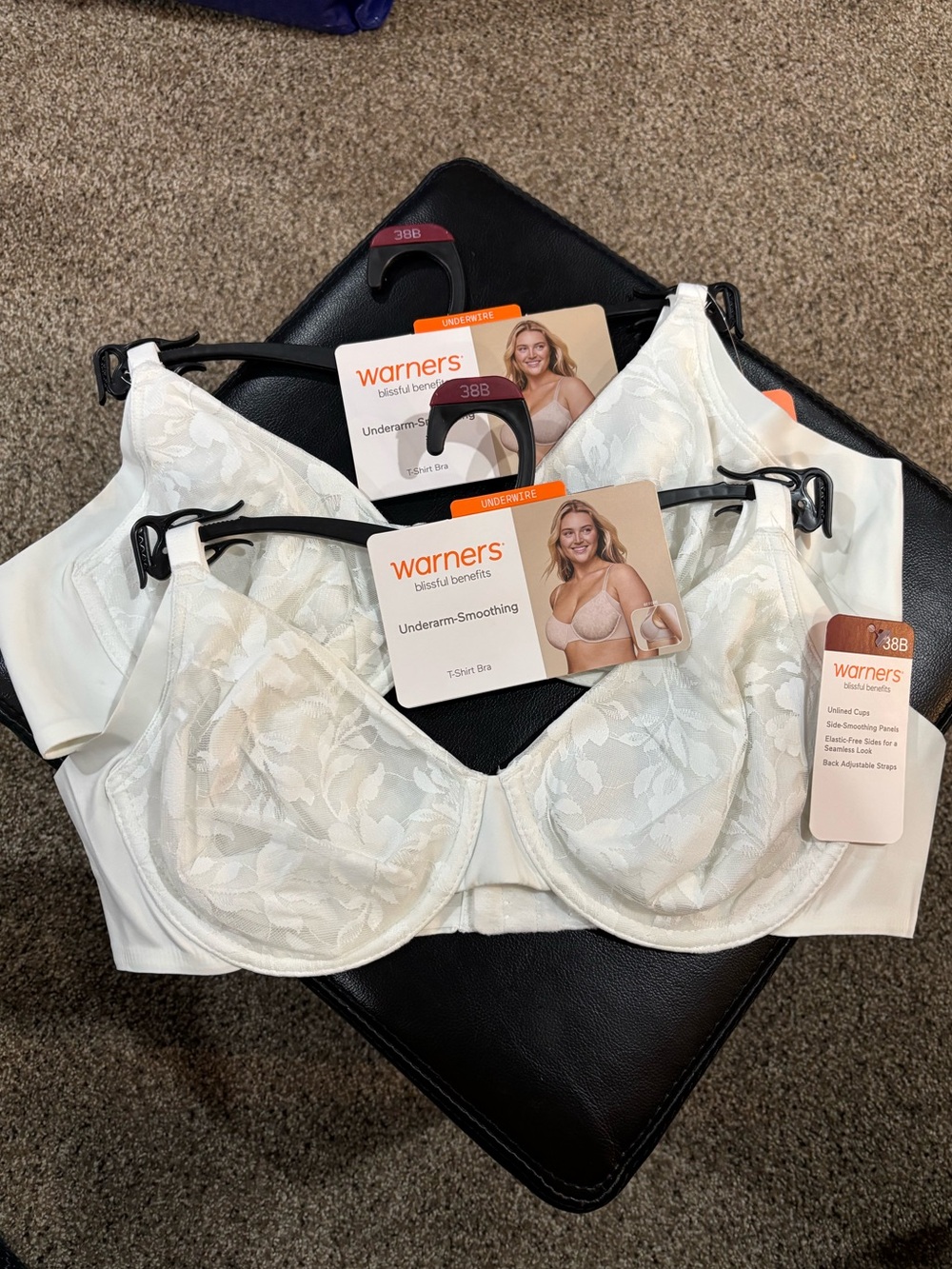 Warners white underwire unlined underarm-smoothing lace bras size 38B